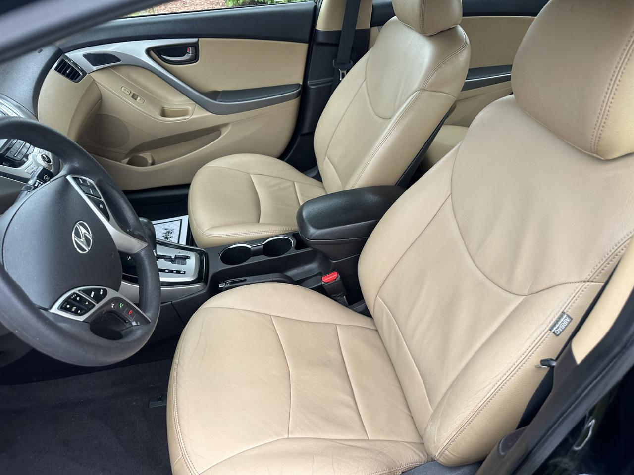 Hyundai Elantra Limited 2012