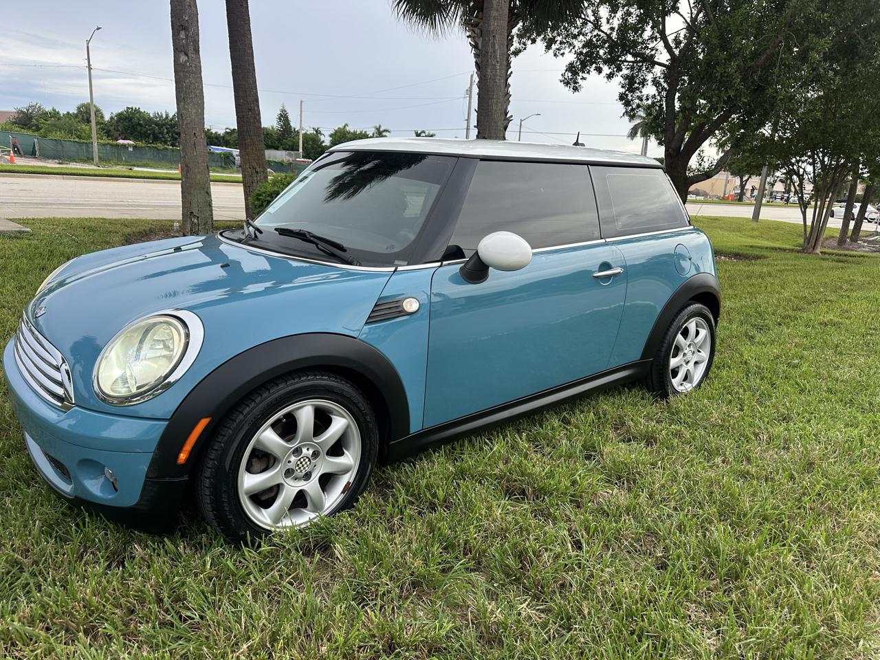 MINI Cooper Base 2010