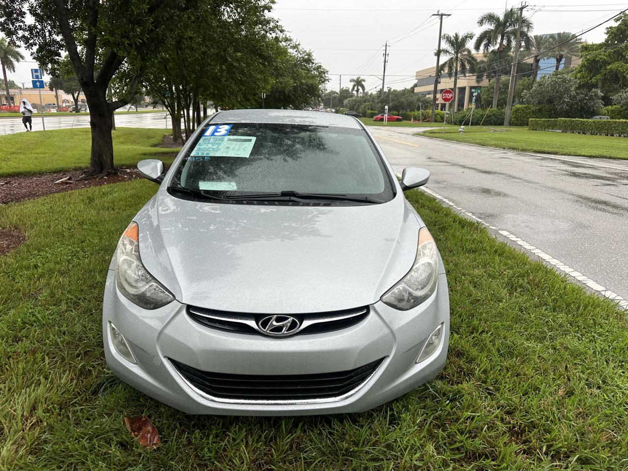 Hyundai Elantra Limited 2013