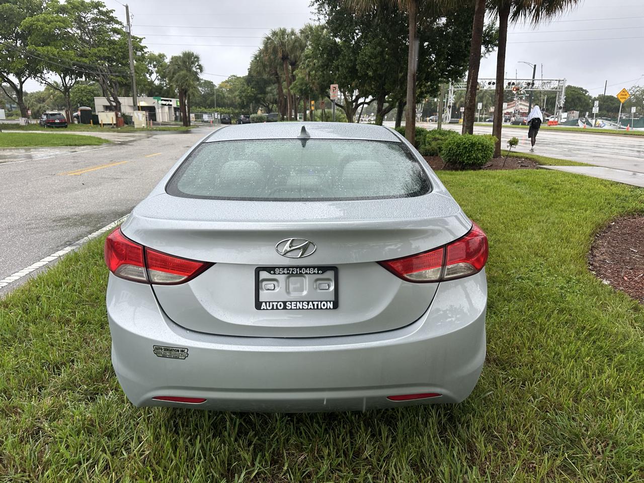 Hyundai Elantra Limited 2013