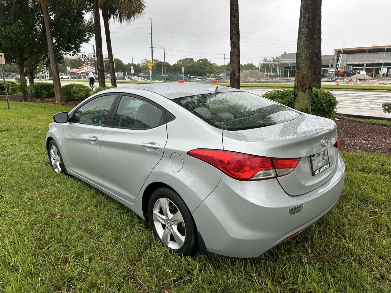Hyundai Elantra Limited 2013