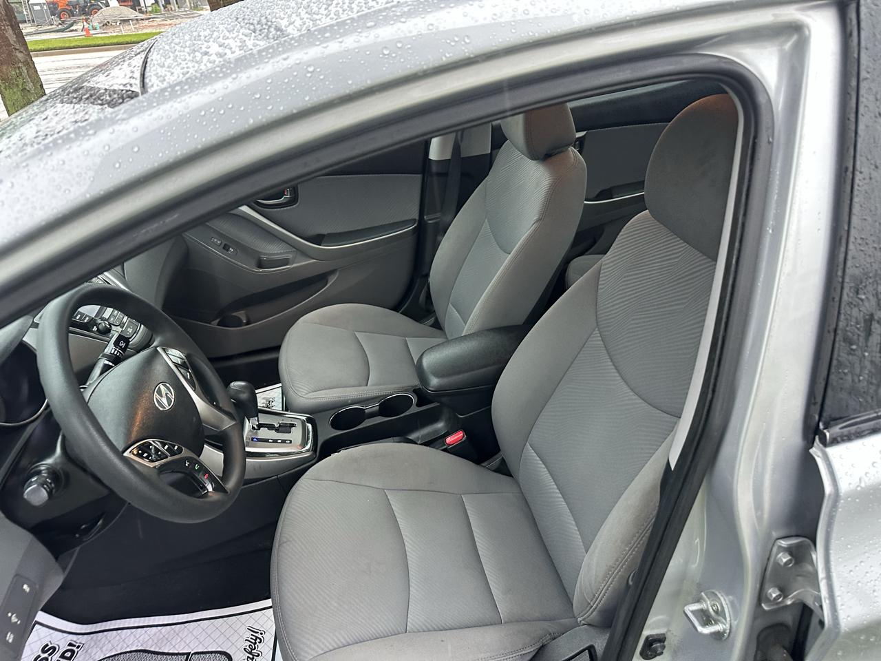 Hyundai Elantra Limited 2013