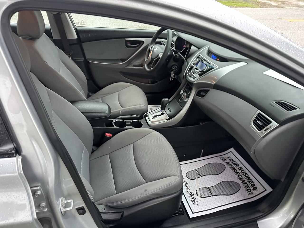 Hyundai Elantra Limited 2013
