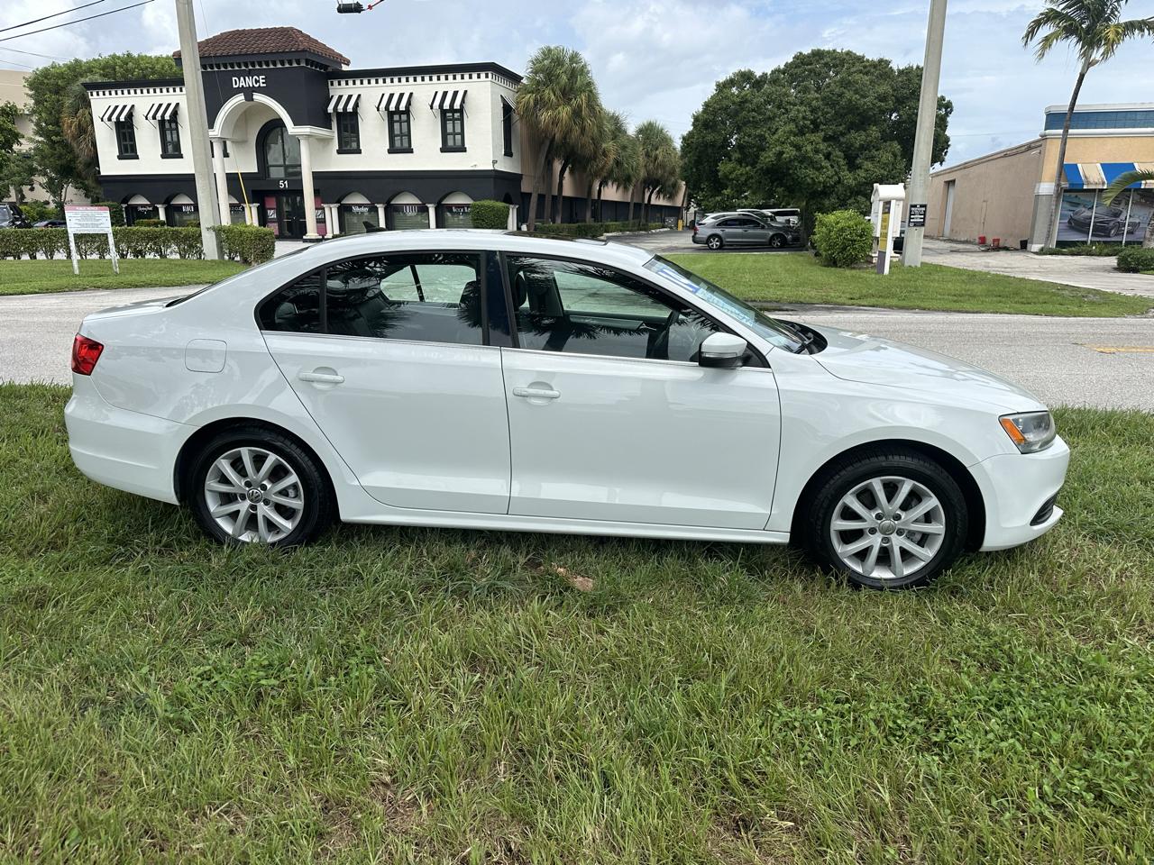 Volkswagen Jetta SE 2014
