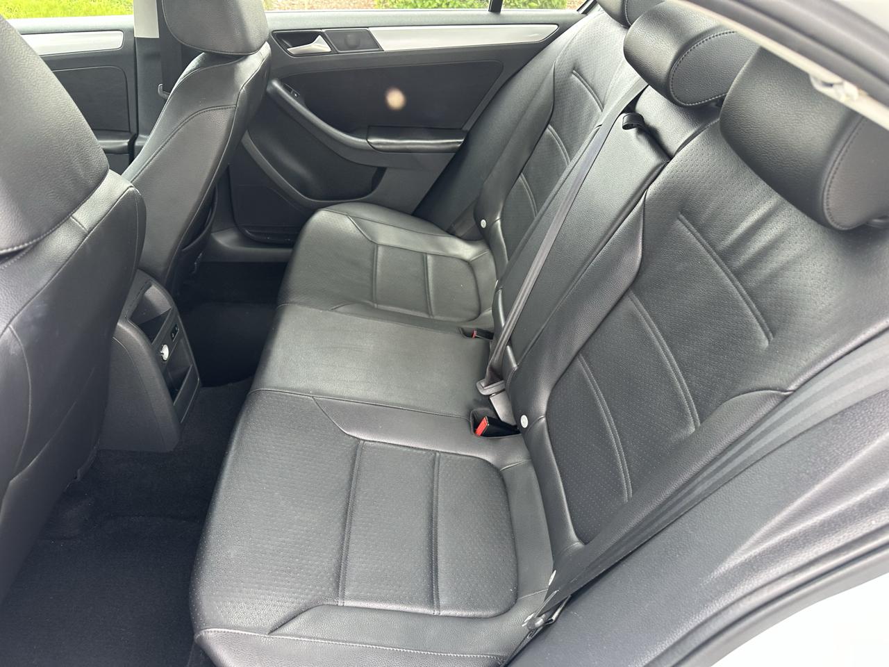 Volkswagen Jetta SE 2014