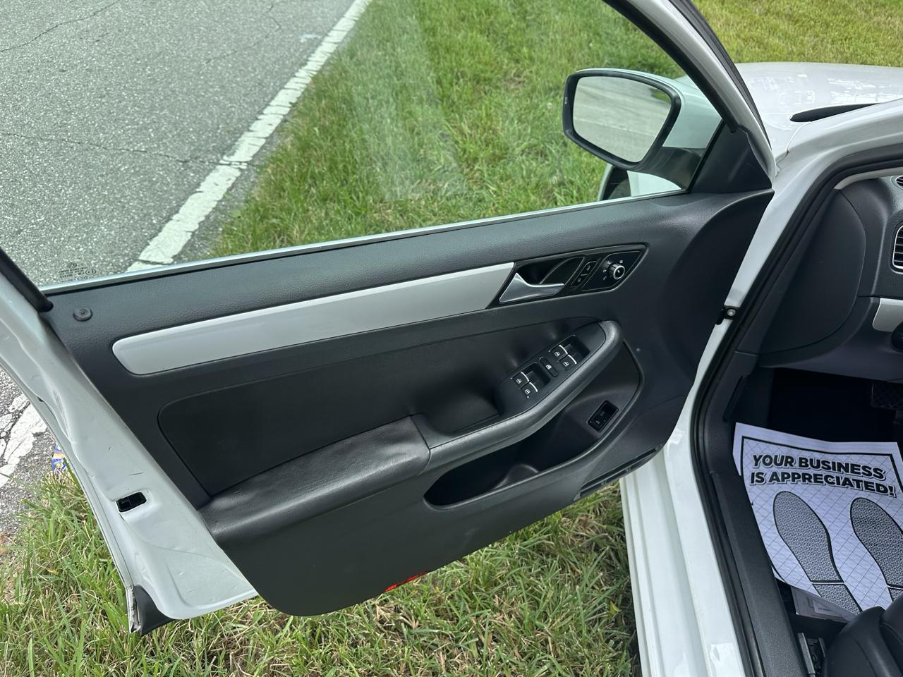 Volkswagen Jetta SE 2014