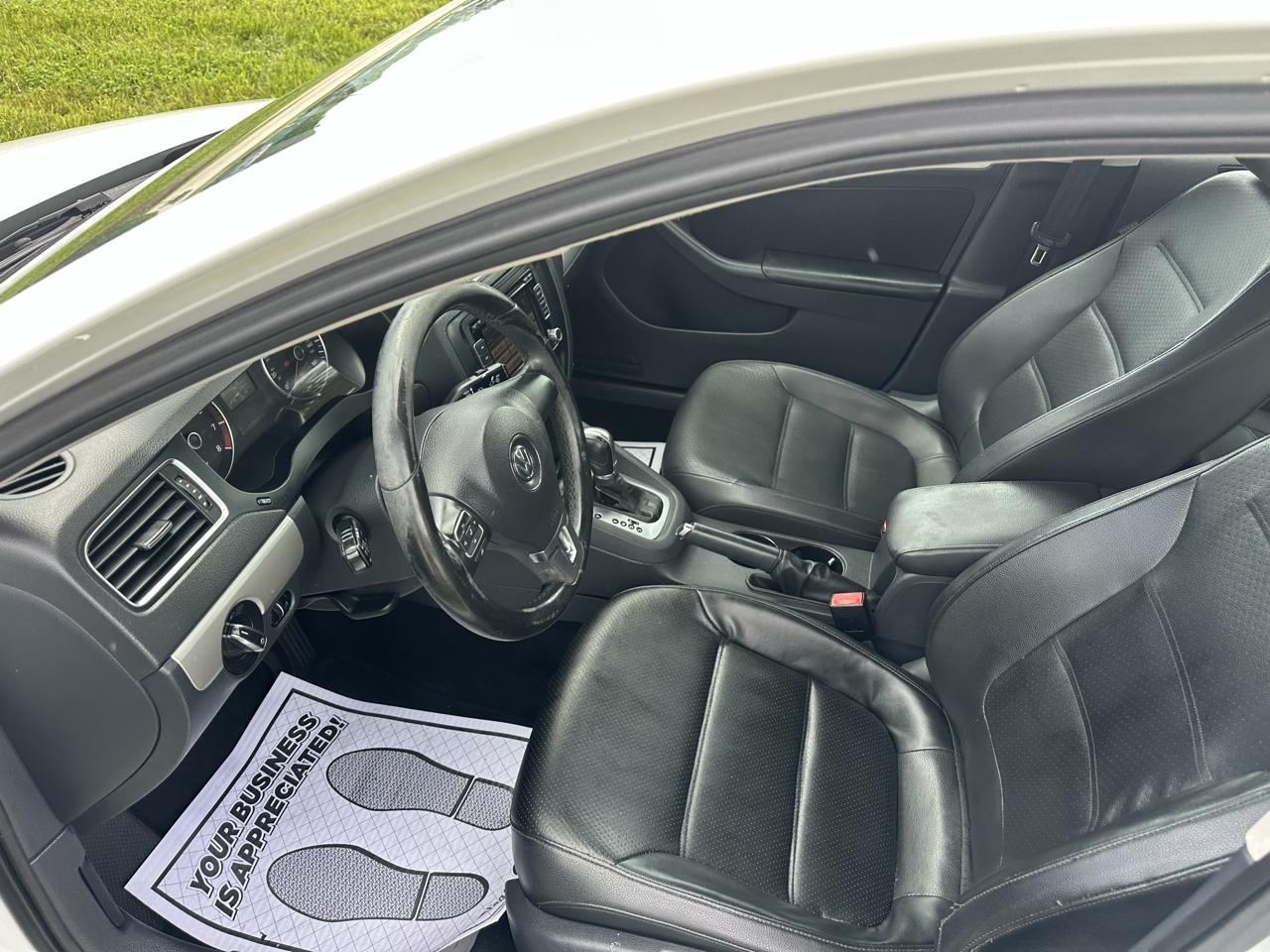 Volkswagen Jetta SE 2014