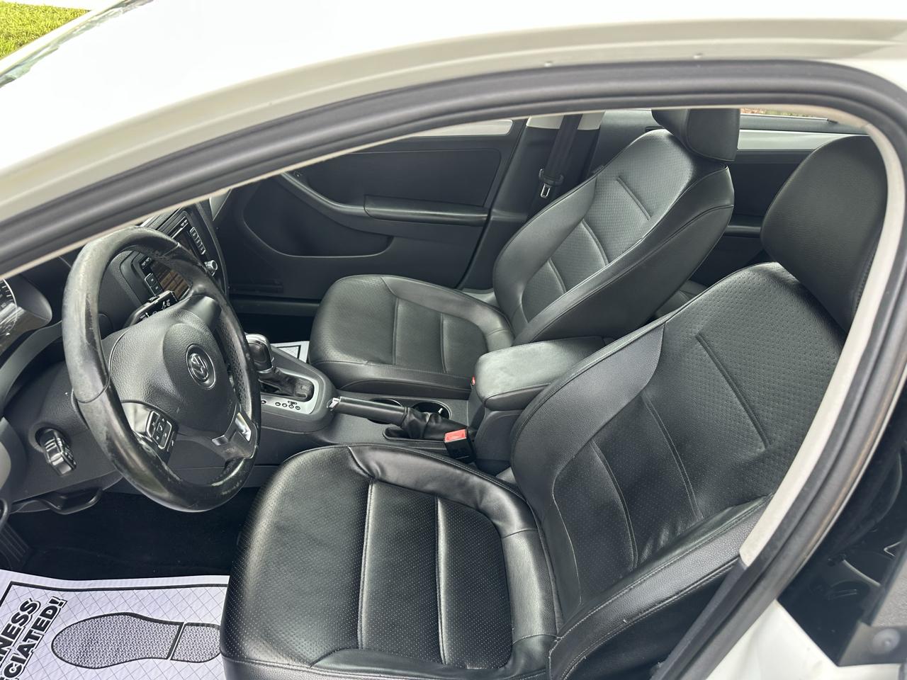 Volkswagen Jetta SE 2014