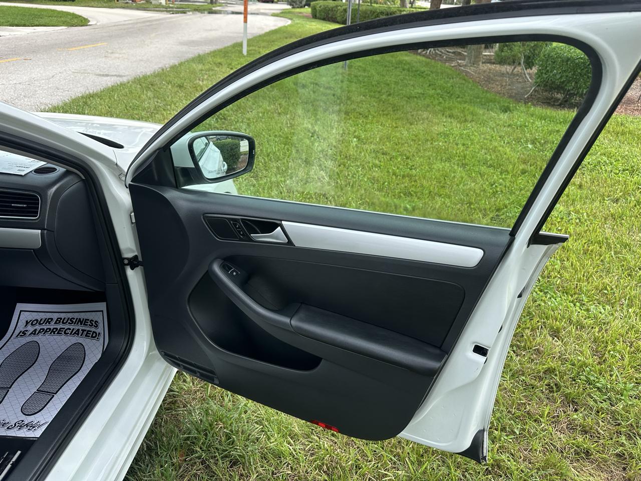 Volkswagen Jetta SE 2014
