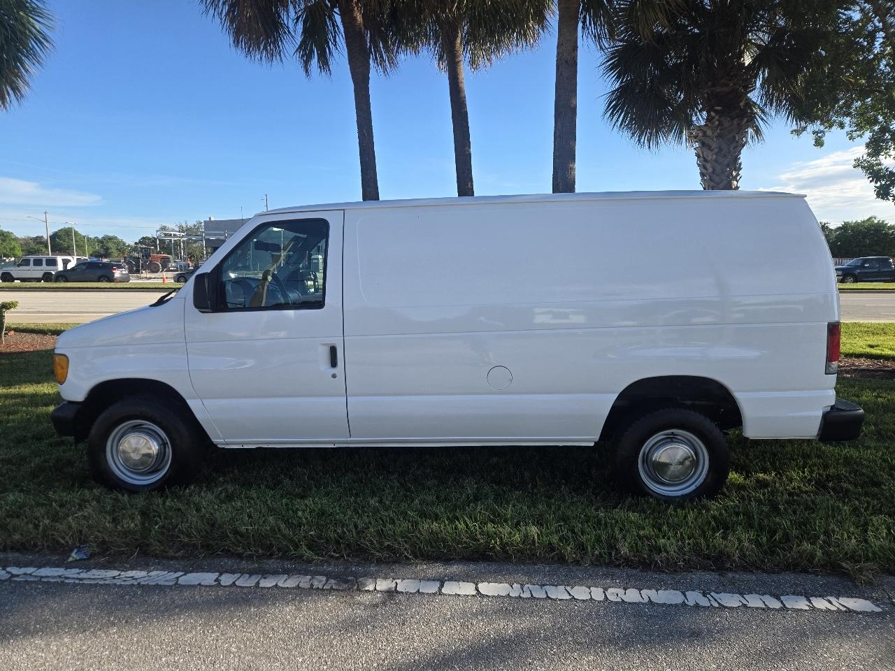 Ford Econoline E-250 2006