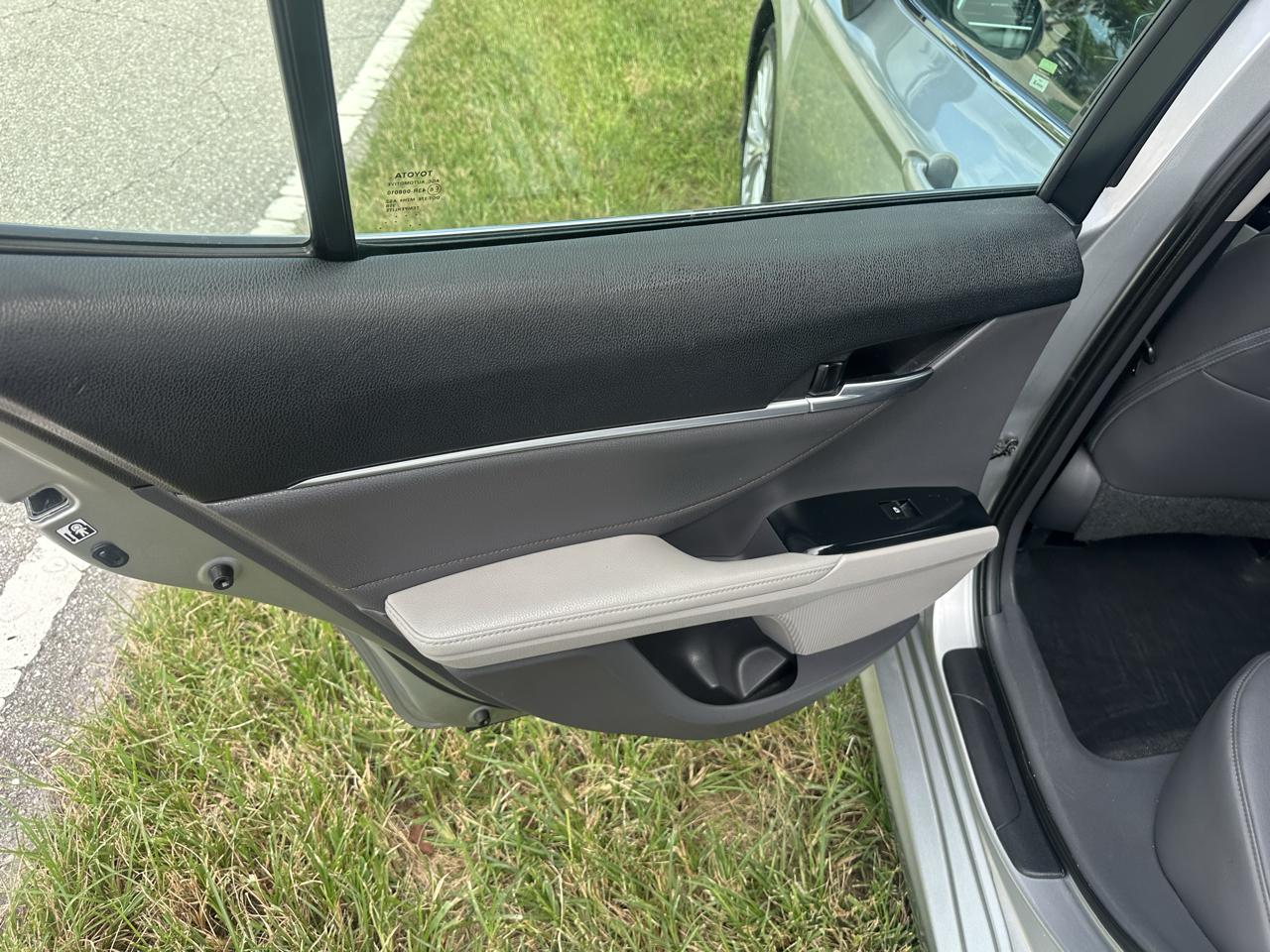 Toyota Camry 4dr Sdn I4 Auto XLE (Natl) 2018
