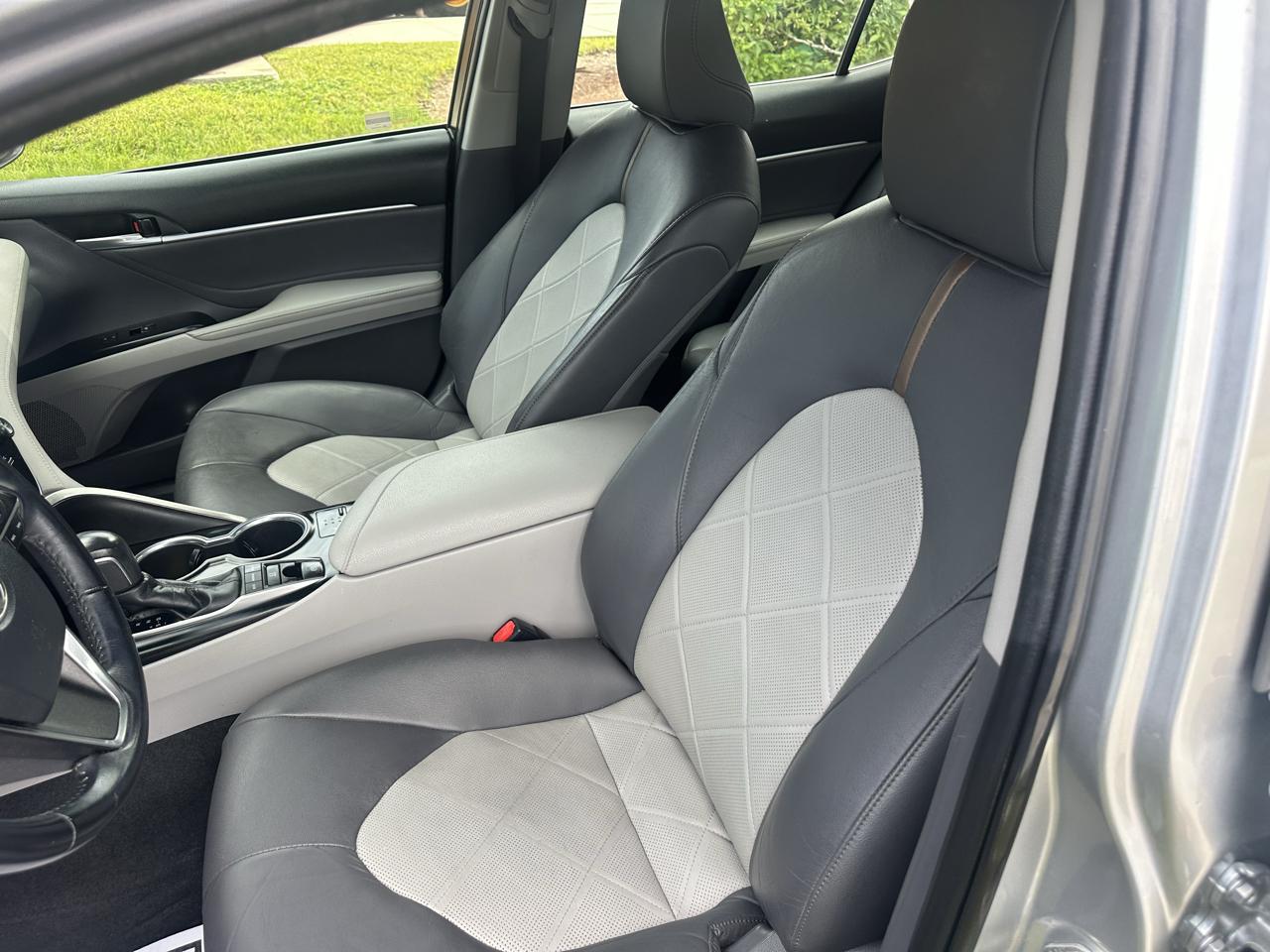 Toyota Camry 4dr Sdn I4 Auto XLE (Natl) 2018