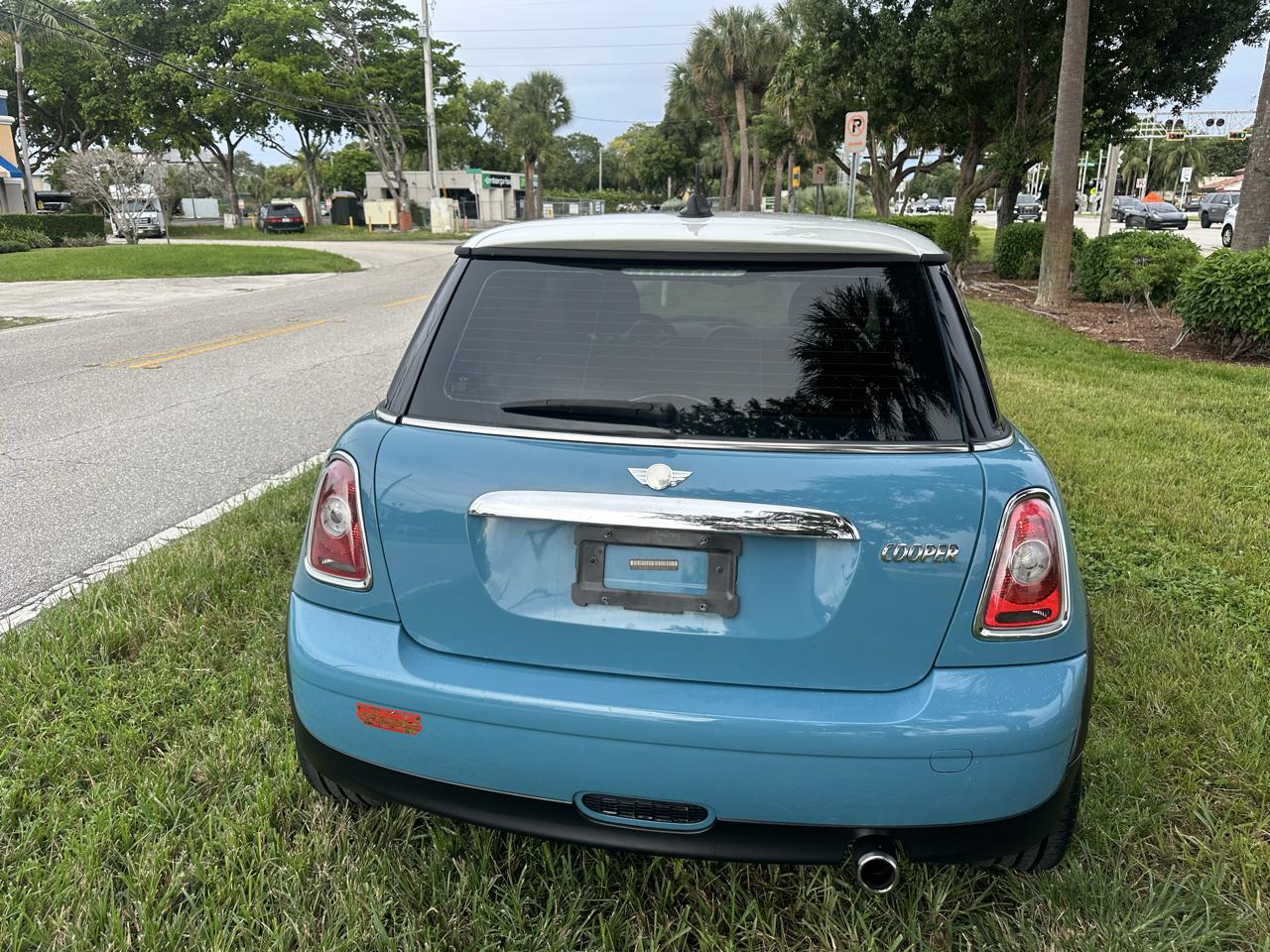 MINI Cooper Base 2010