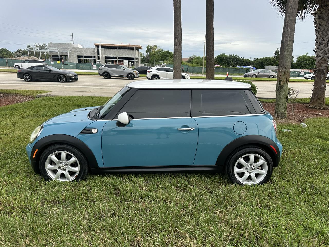 MINI Cooper Base 2010
