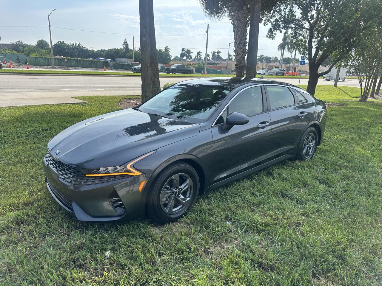 Kia K5 LXS 2021