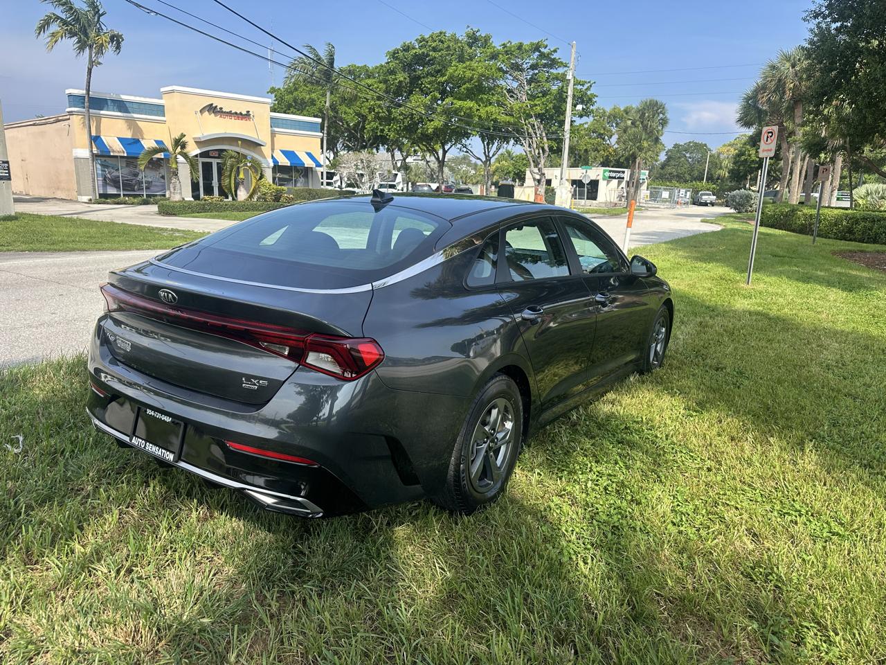 Kia K5 LXS 2021