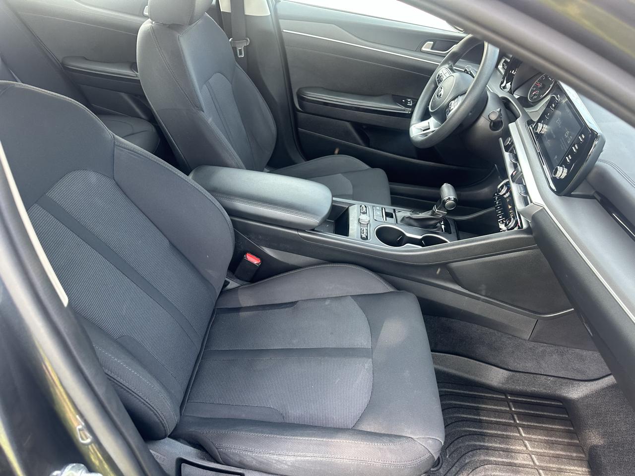 Kia K5 LXS 2021