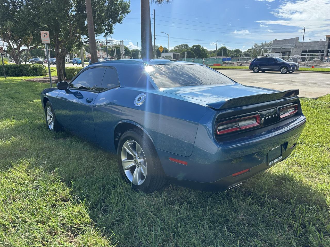 Dodge Challenger SXT 2021