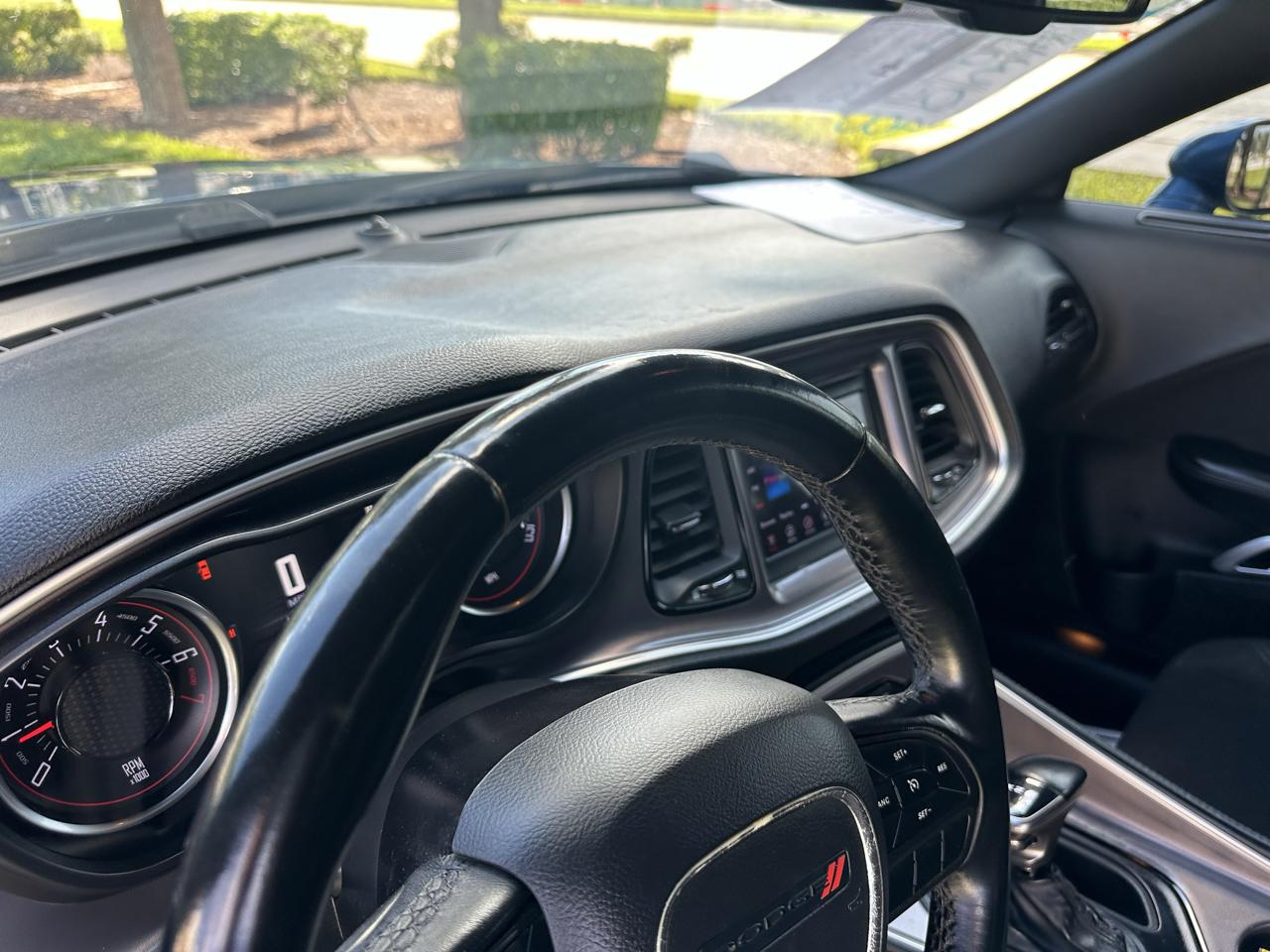 Dodge Challenger SXT 2021