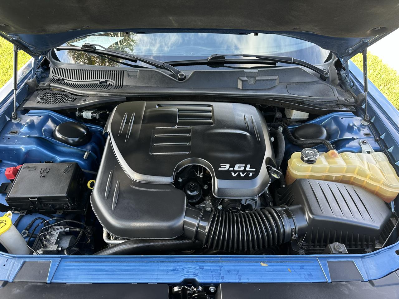 Dodge Challenger SXT 2021