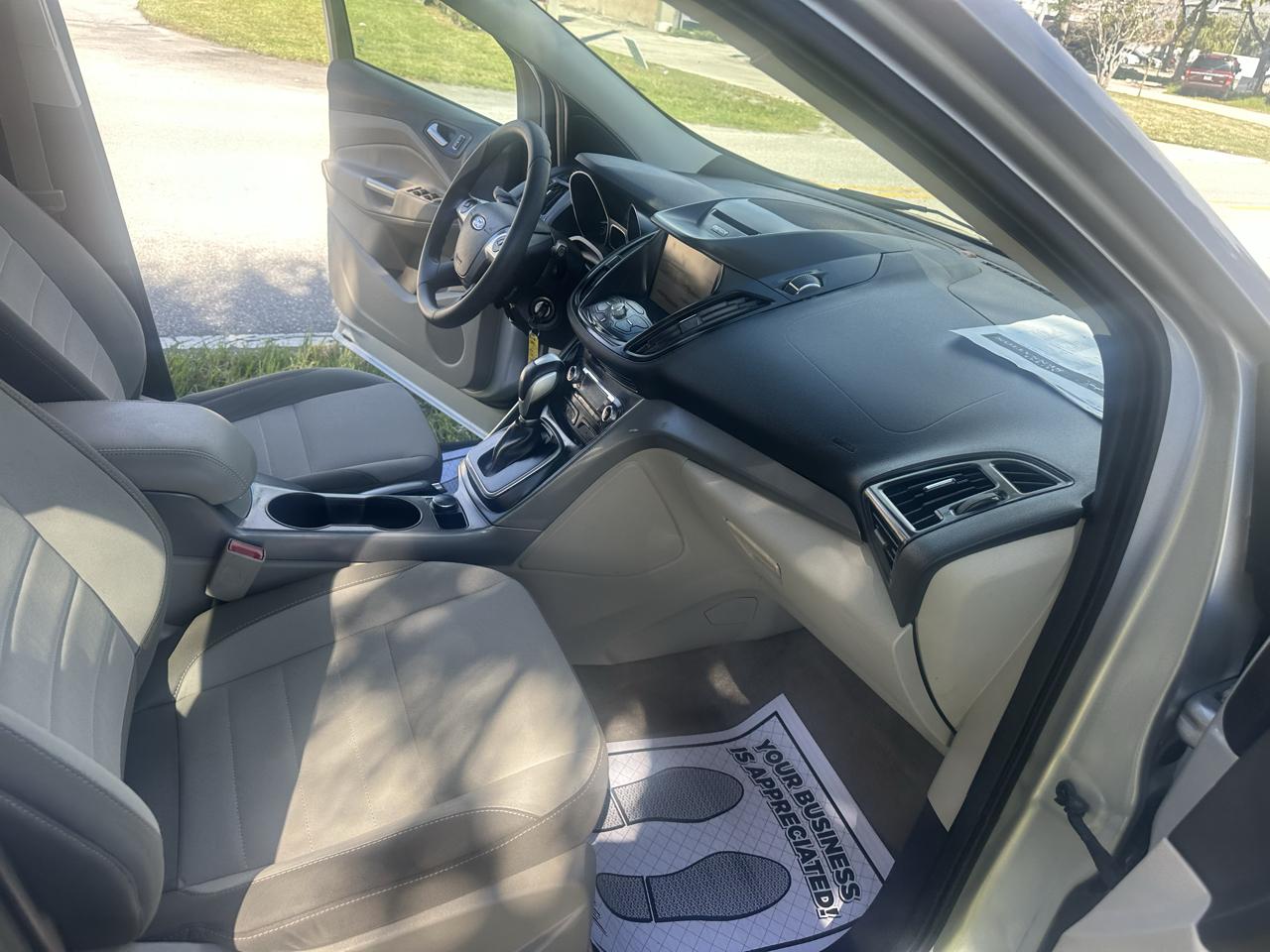 Ford Escape SE FWD 2014