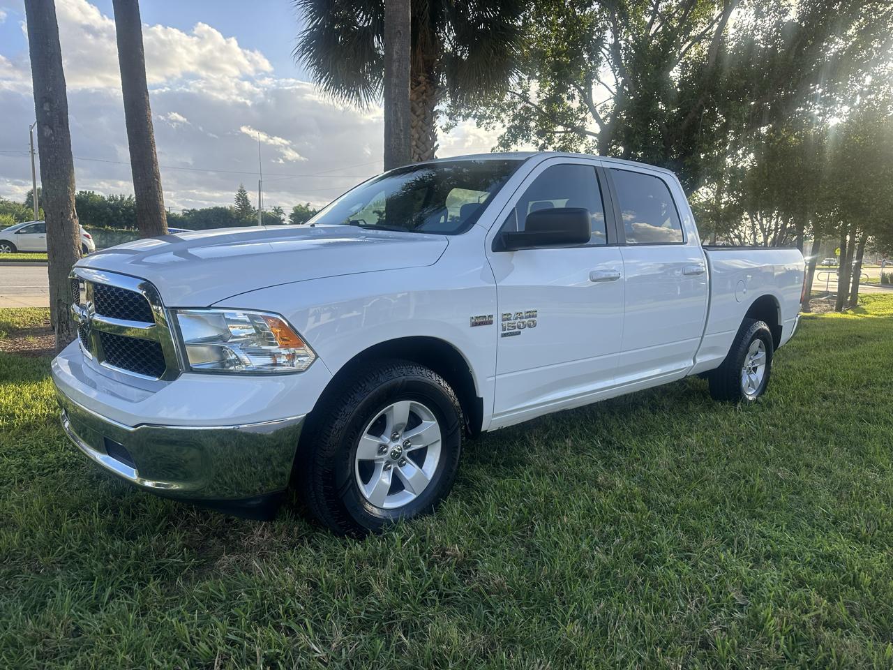 2019 RAM 1500 Classic Tradesman Crew Cab LWB 2WD