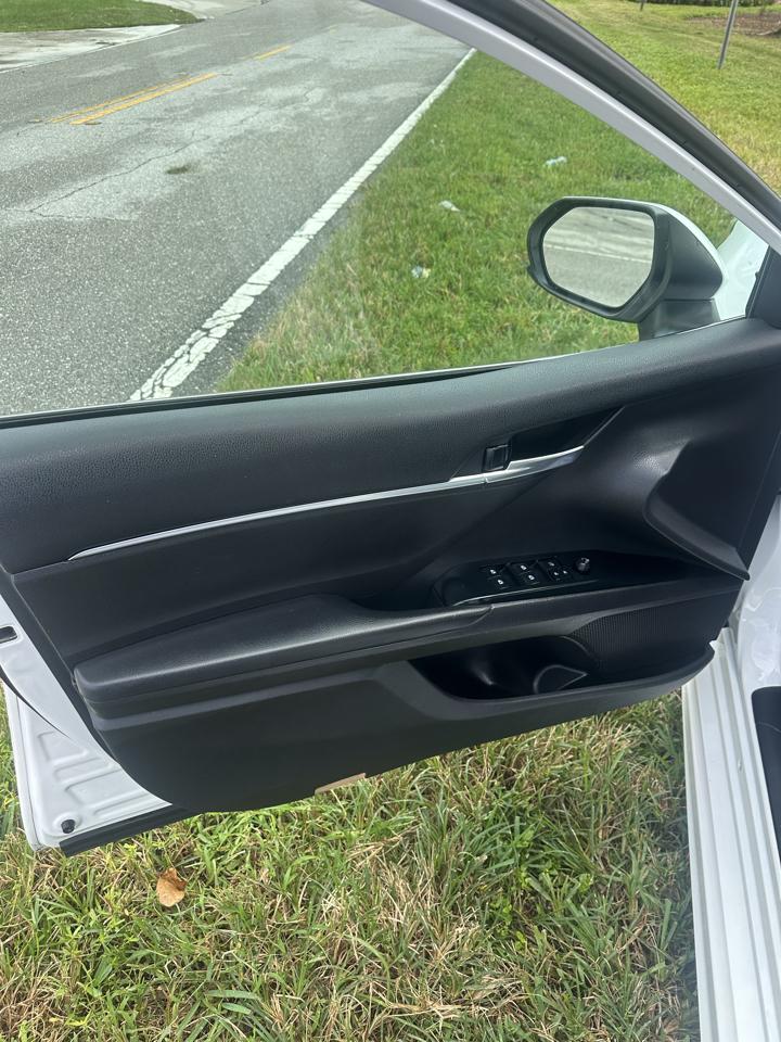 Toyota Camry SE V6 6-Spd AT 2019