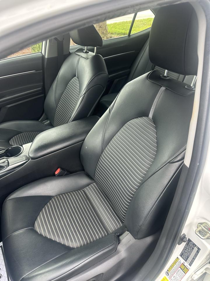Toyota Camry SE V6 6-Spd AT 2019