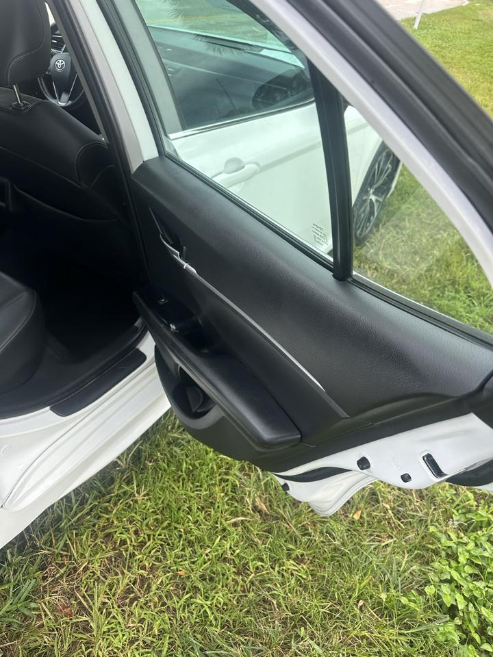 Toyota Camry SE V6 6-Spd AT 2019
