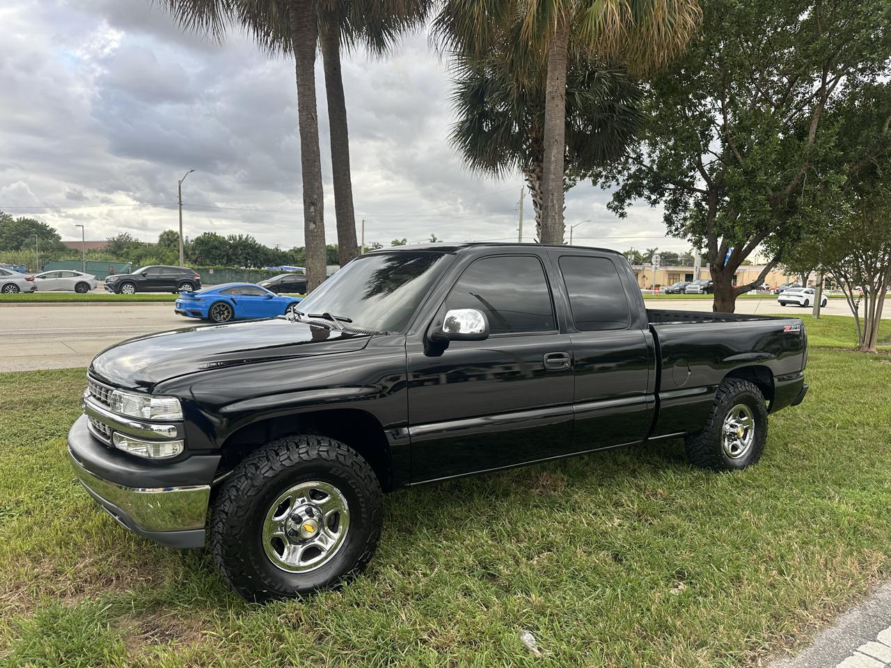 Chevrolet Silverado 1500 1LT Crew Cab 2WD 2002