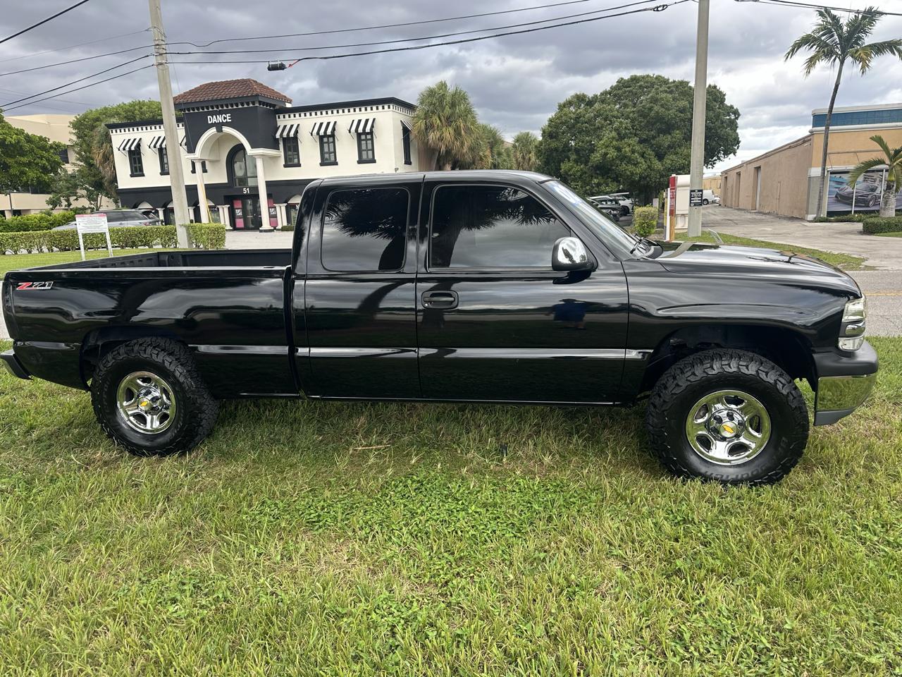 Chevrolet Silverado 1500 1LT Crew Cab 2WD 2002