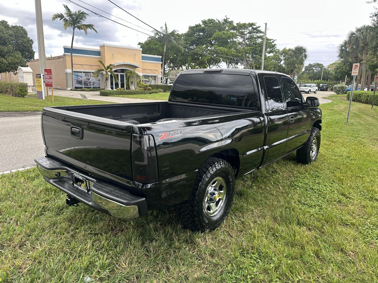 Chevrolet Silverado 1500 1LT Crew Cab 2WD 2002