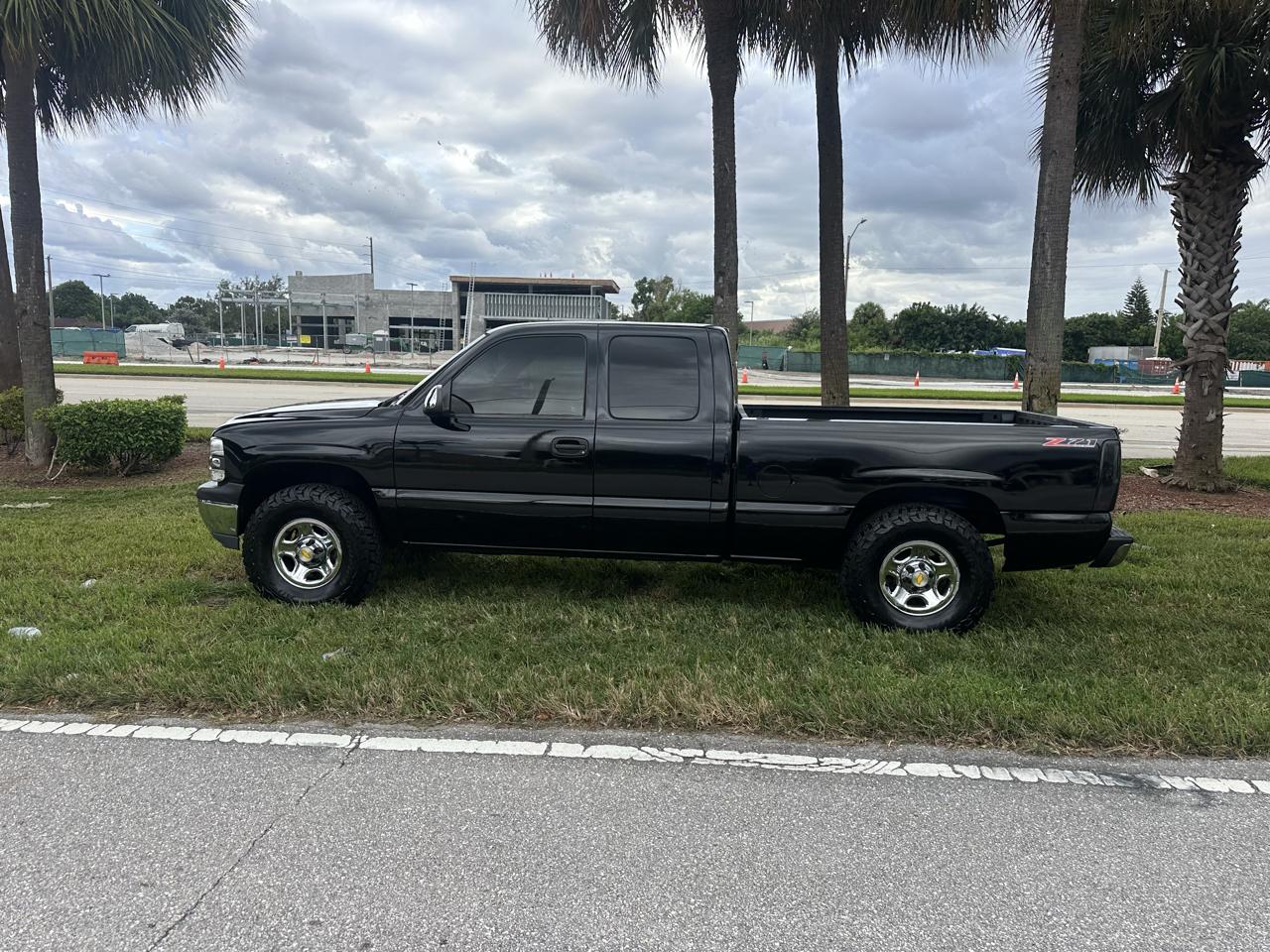 Chevrolet Silverado 1500 1LT Crew Cab 2WD 2002