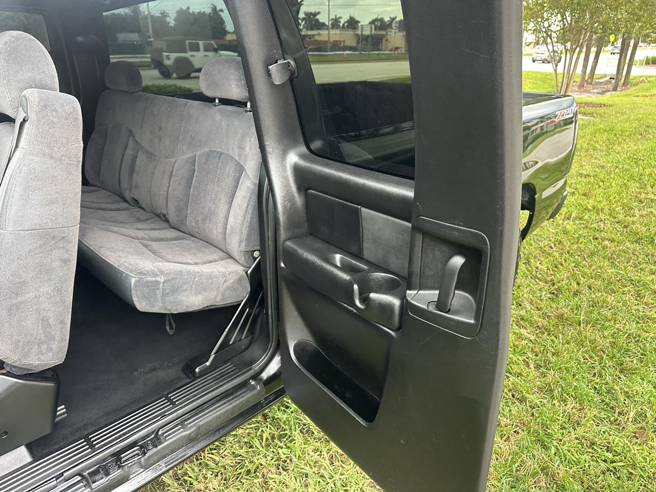 Chevrolet Silverado 1500 1LT Crew Cab 2WD 2002