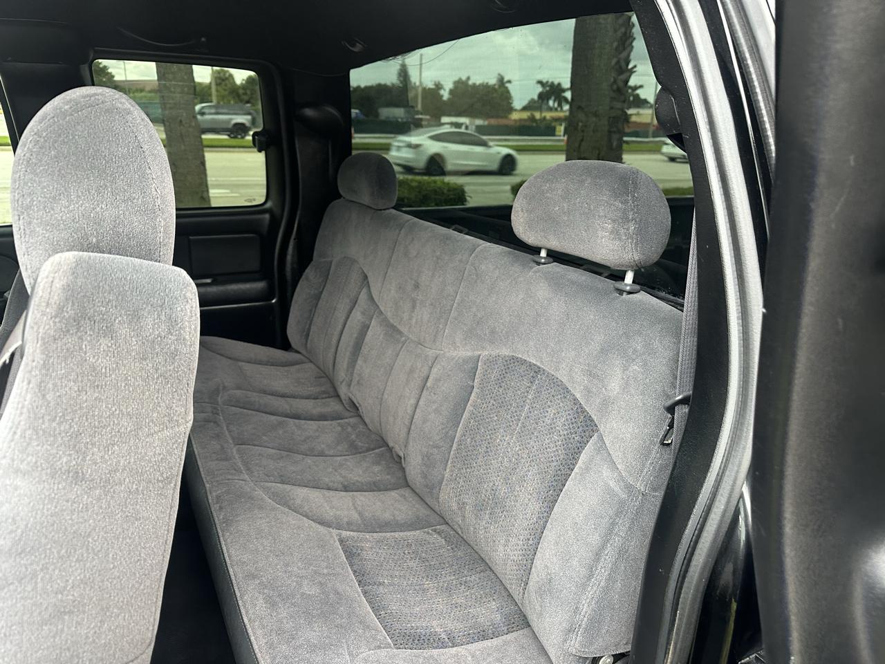 Chevrolet Silverado 1500 1LT Crew Cab 2WD 2002