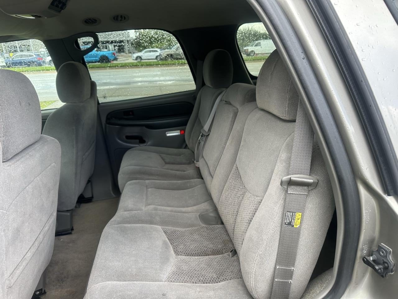 Chevrolet Tahoe 2WD 2003