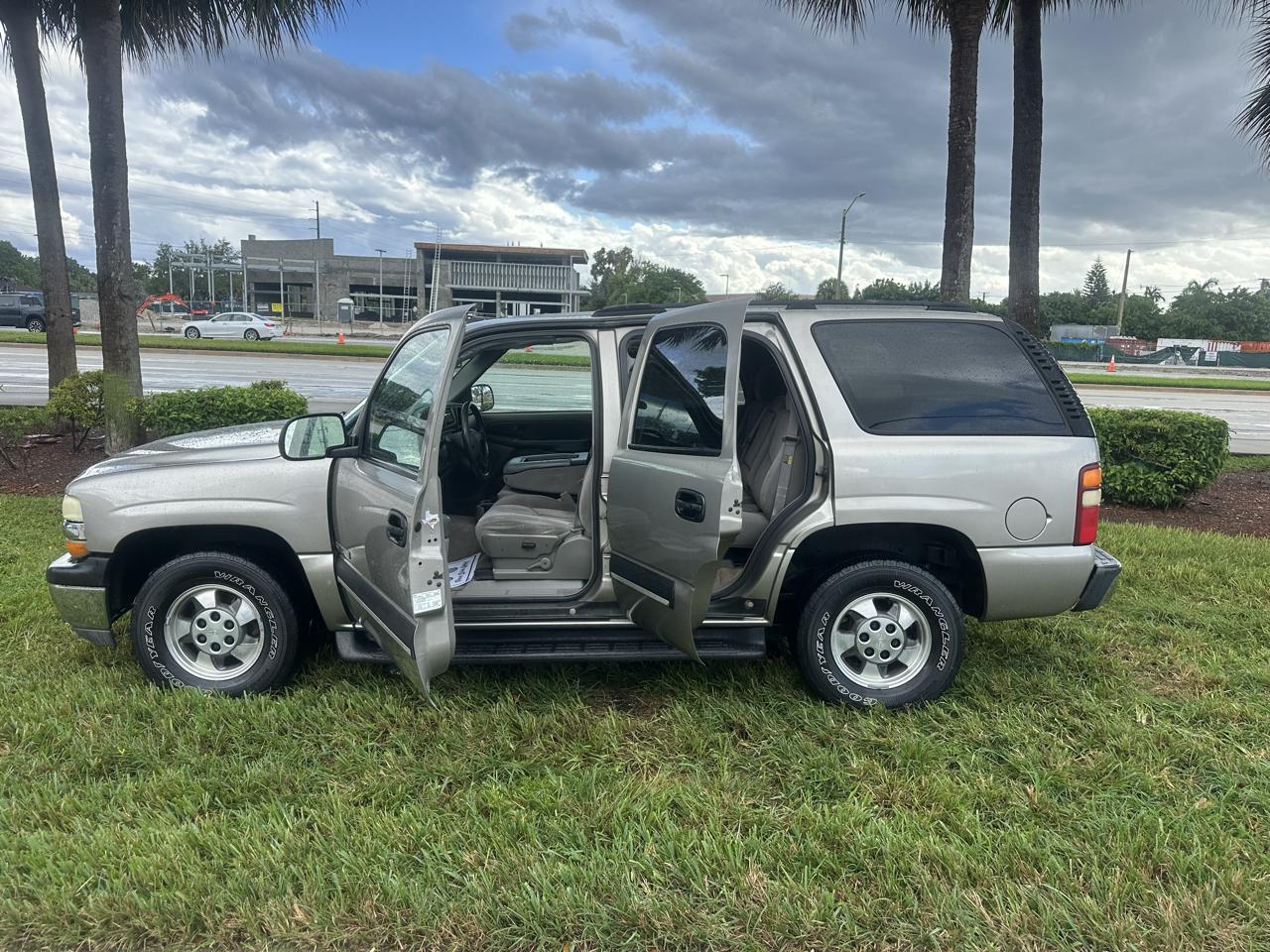 Chevrolet Tahoe 2WD 2003