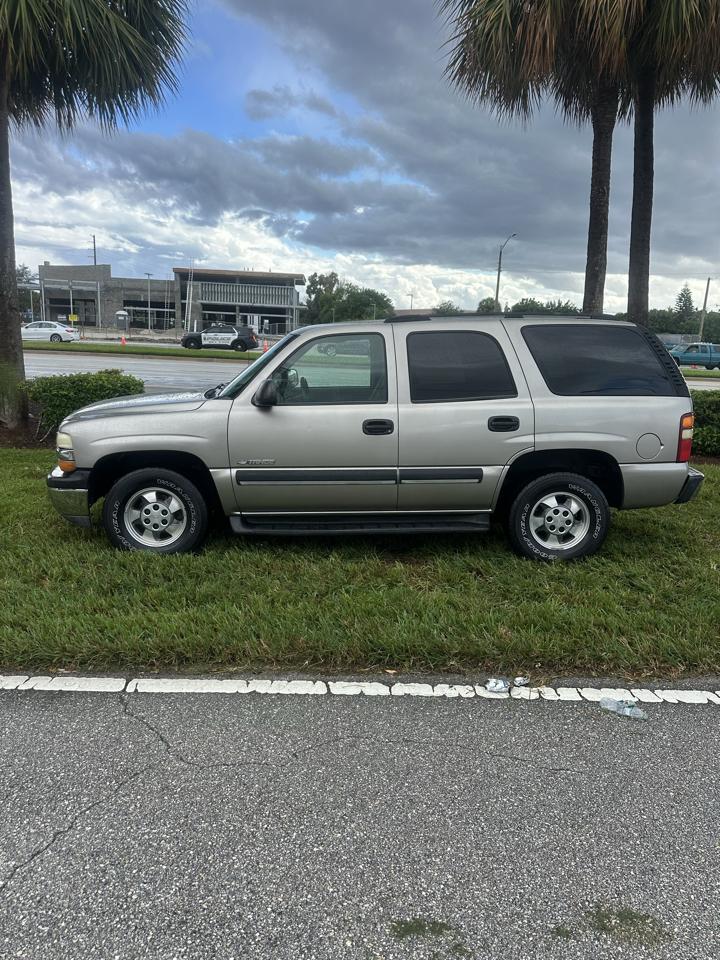 Chevrolet Tahoe 2WD 2003