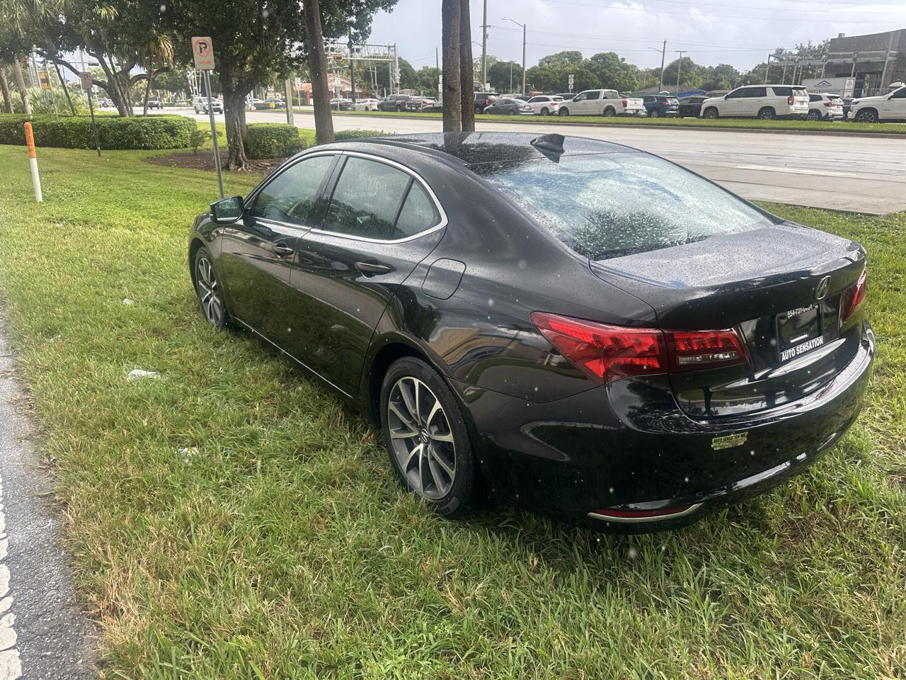 Acura TLX 9-Spd AT 2017