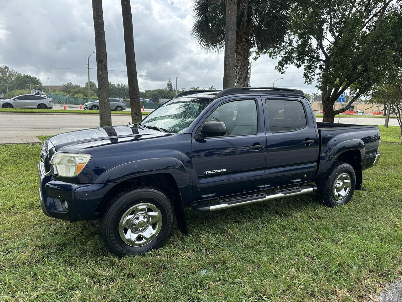 Toyota Tacoma PreRunner Double Cab V6 Auto 2WD 2012