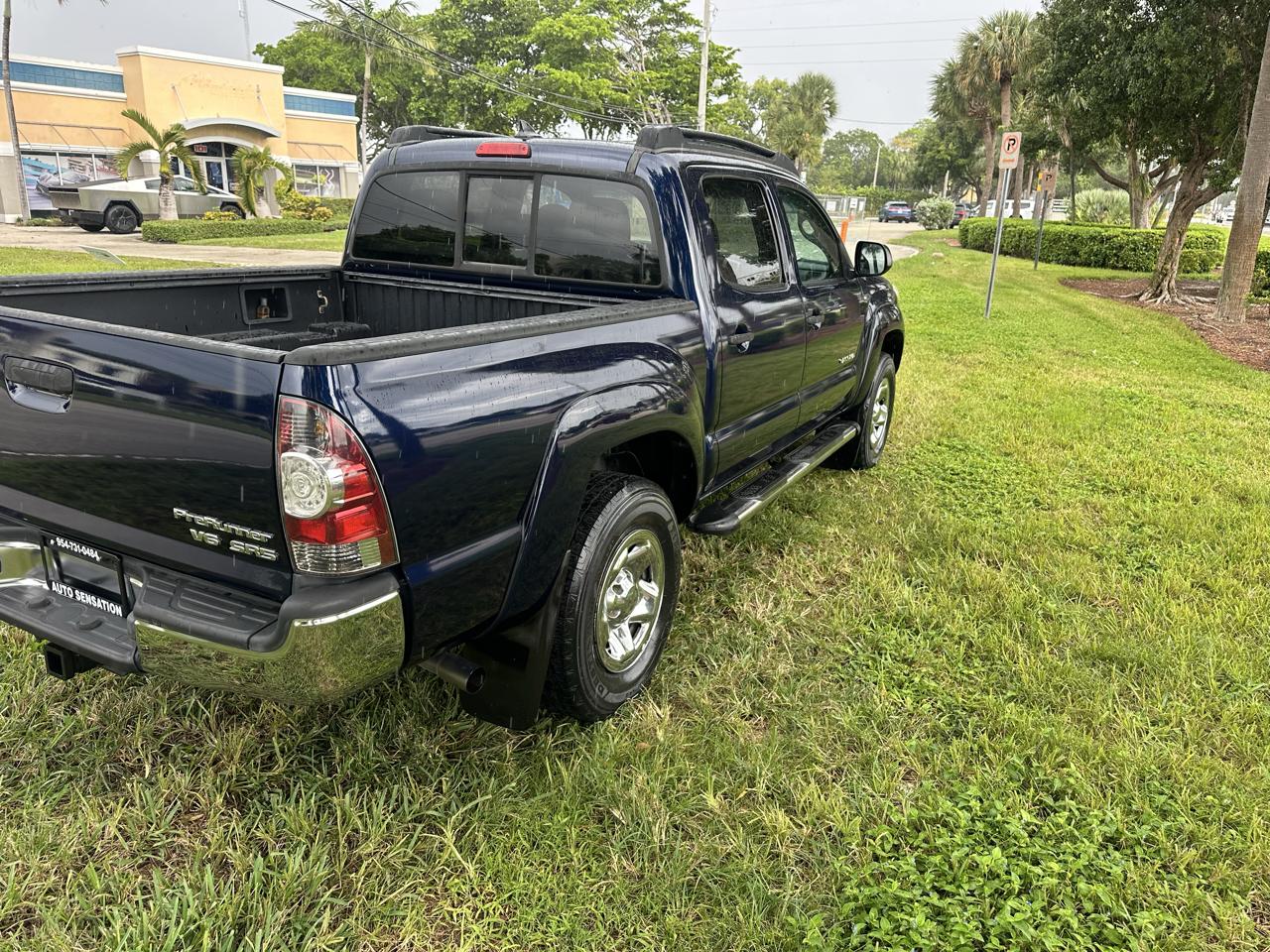 Toyota Tacoma PreRunner Double Cab V6 Auto 2WD 2012
