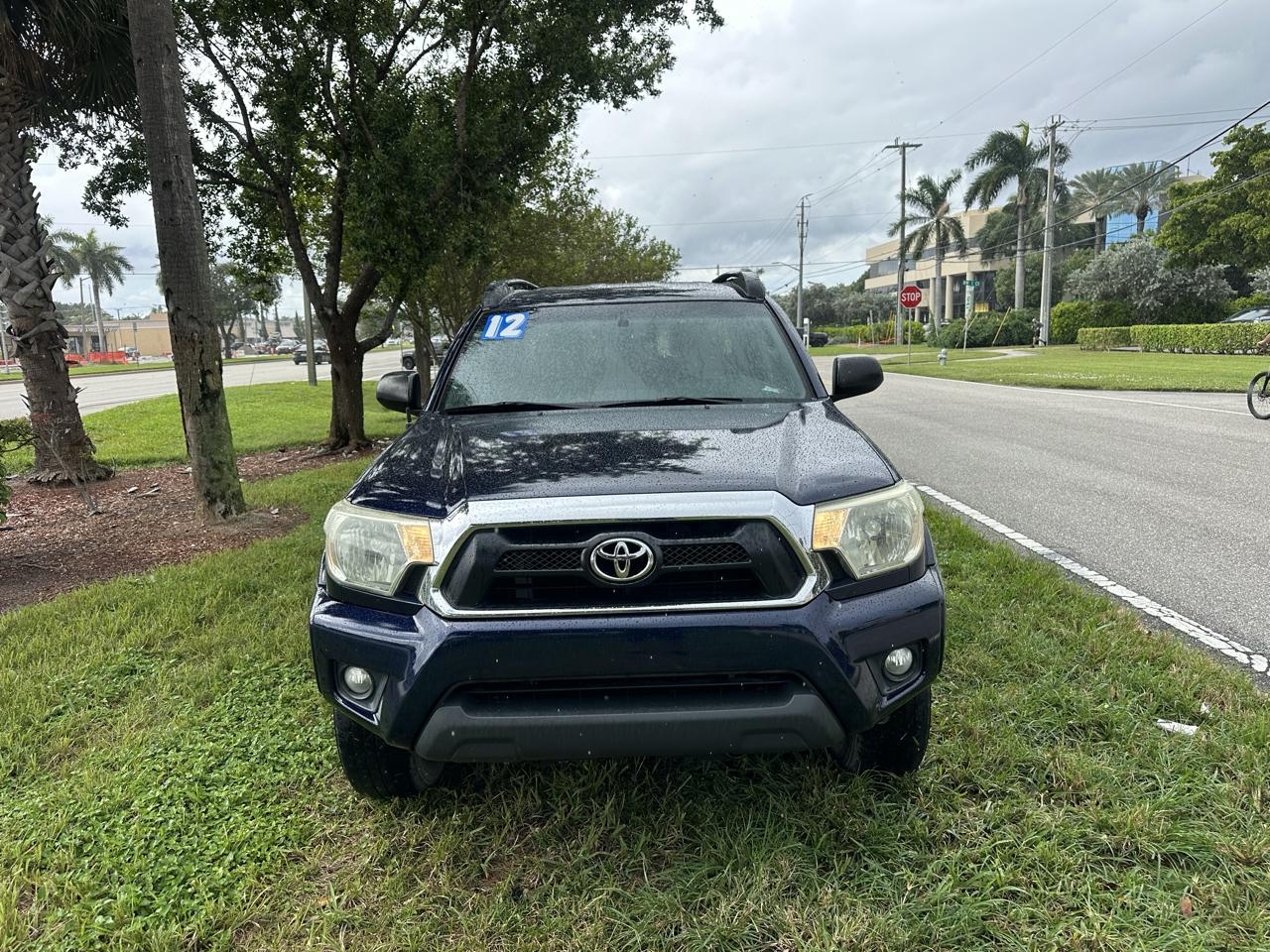 Toyota Tacoma PreRunner Double Cab V6 Auto 2WD 2012