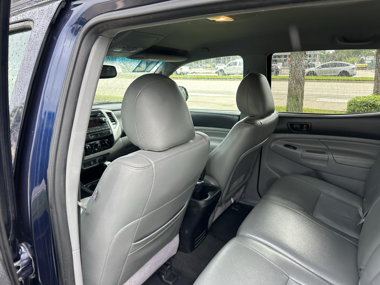 Toyota Tacoma PreRunner Double Cab V6 Auto 2WD 2012