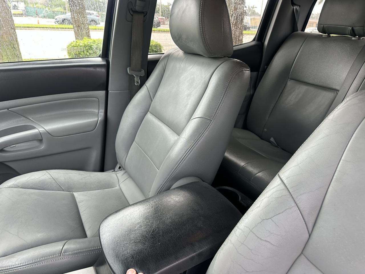Toyota Tacoma PreRunner Double Cab V6 Auto 2WD 2012