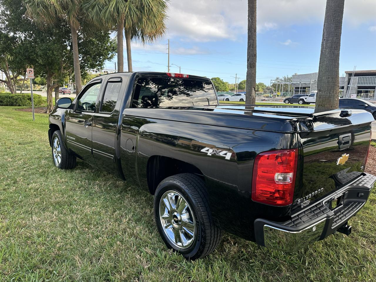 Chevrolet Silverado 1500 1LZ Double Cab 2WD 2013