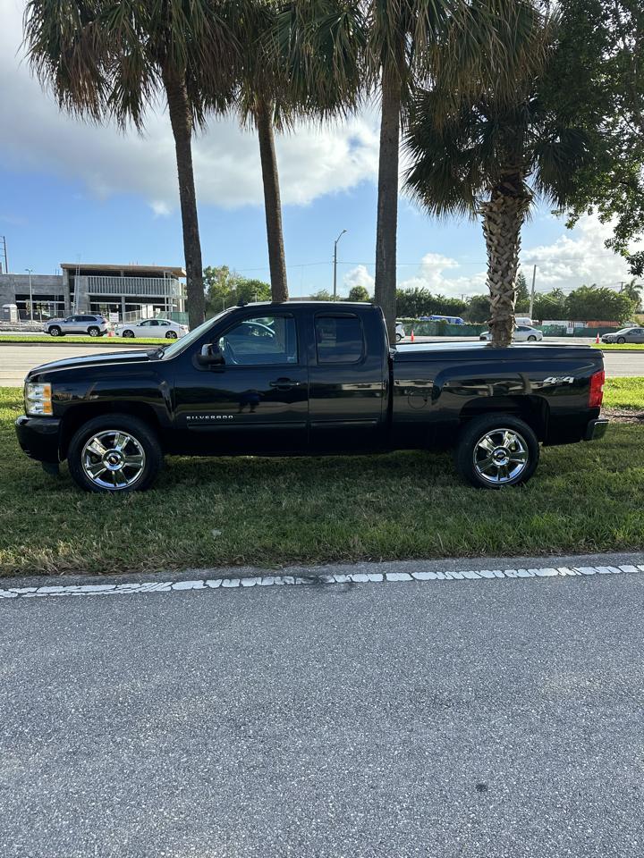 Chevrolet Silverado 1500 1LZ Double Cab 2WD 2013