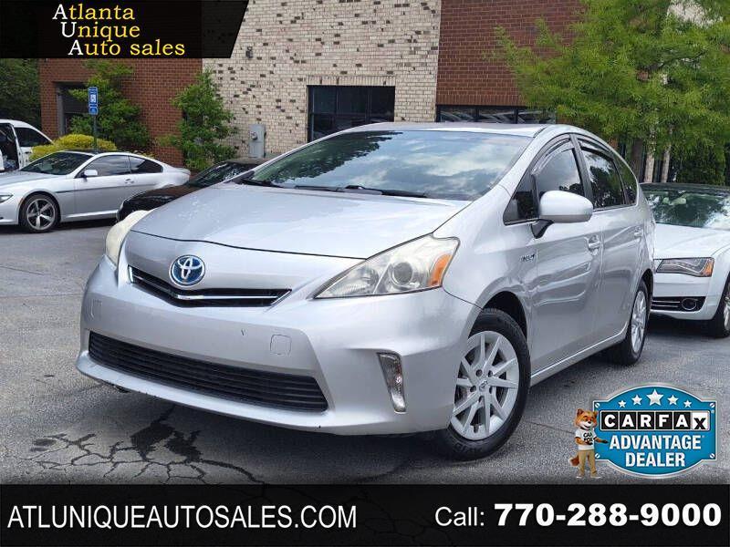 Toyota Prius V 5dr Wgn Two (Natl) 2013