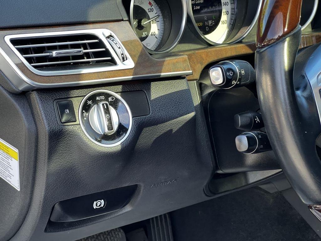Mercedes-Benz E-Class 4dr Sdn E 550 Sport 4MATIC 2014