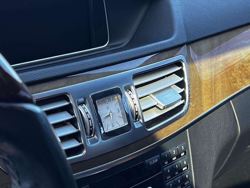 Mercedes-Benz E-Class 4dr Sdn E 550 Sport 4MATIC 2014