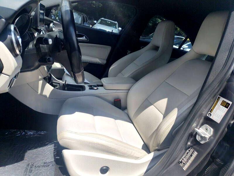 Mercedes-Benz CLA-Class 4dr Sdn CLA 250 FWD 2015 Mercedes-Benz CLA-Class 4dr Sdn CLA 250 FWD 2015